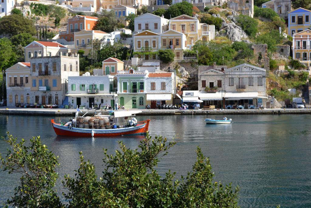 Symi Port View Apartment Екстер'єр фото