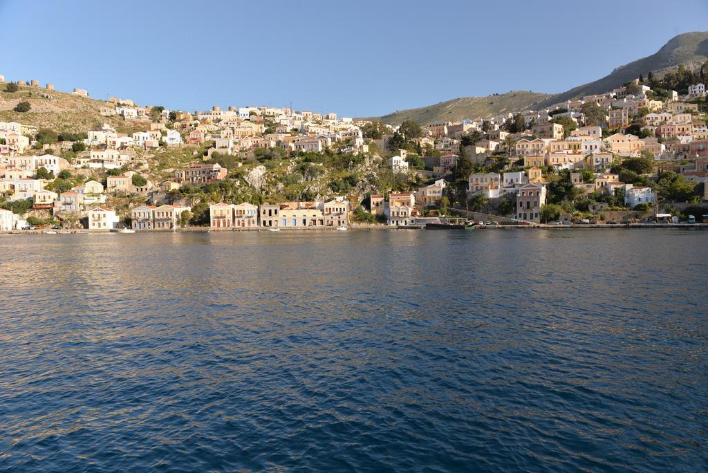 Symi Port View Apartment Екстер'єр фото